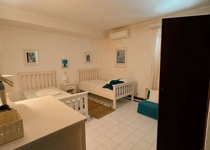 T2 Sobre A - Albufeira/olhos De água Albufeira