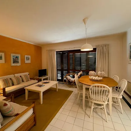 T2 Sobre A - Albufeira/olhos De Agua * Albufeira