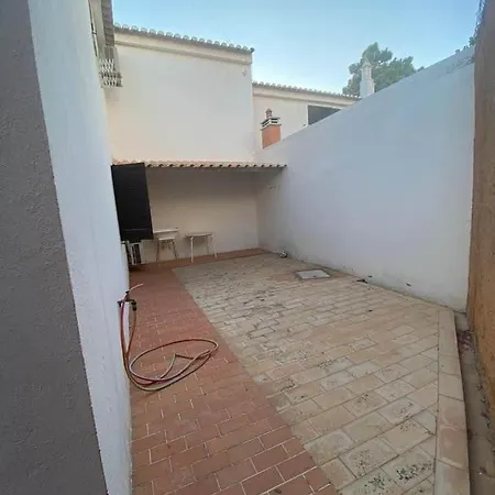 Casa de Férias T2 Sobre A - Albufeira/olhos De água